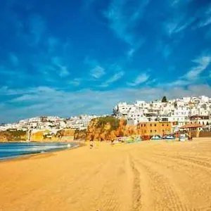 residencial-canta-galo.hotelaalgarve.com/