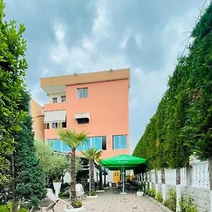 bajovah-apartments.hotels-in-tirana.com/