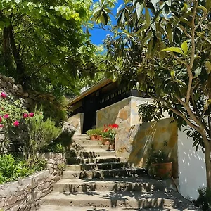  Gasthof Latifi